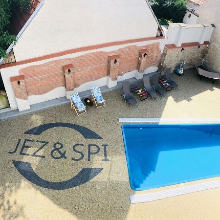 Jez&Spi Planice Hotel Exterior photo